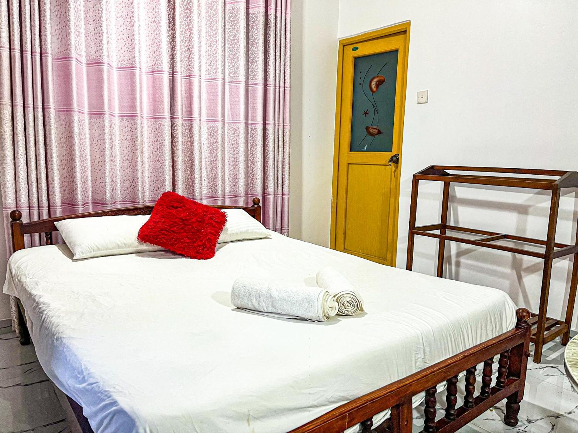Galle Camellia Room photo