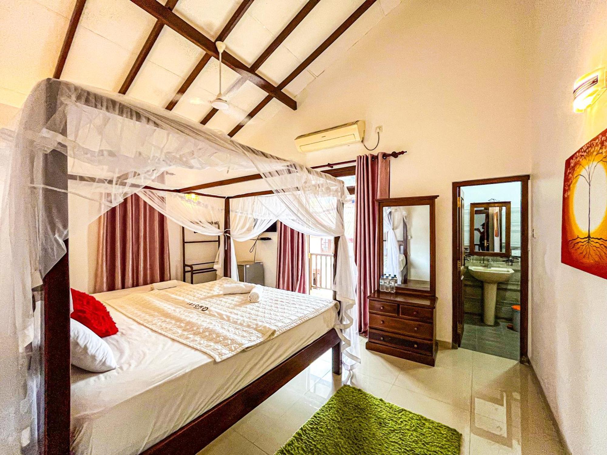 Galle Camellia Room photo
